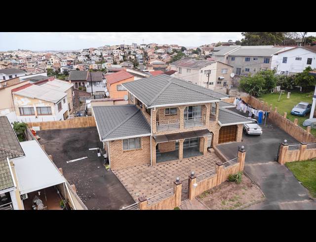 4 BEDROOM HOUSE FOR SALE IN ARENA PARK